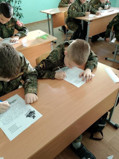 Мензелинские кадеты интернат принимает активное участие в волонтёрском движении