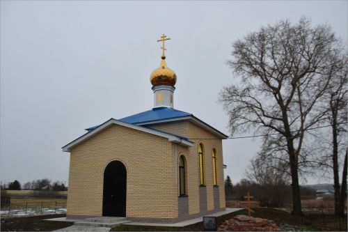 В селе Старая Матвеевка Мензелинского района торжественно открыли храм-часовню