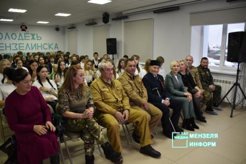 В Мензелинске увековечили подвиги: Завершился первый год проекта «Лица героев»