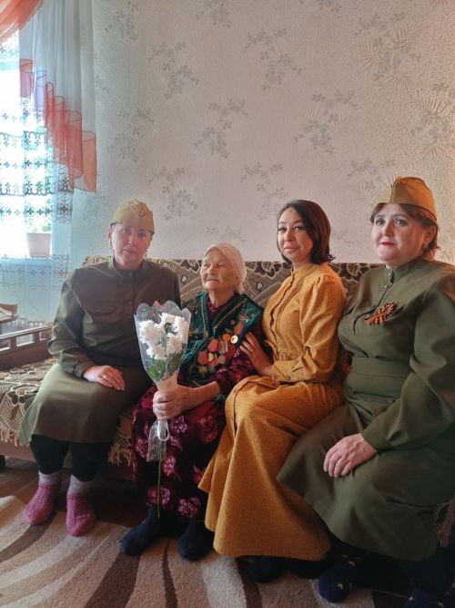 В Урусовском сельском поселении ветеранам вручили медали в честь 80-летия Победы