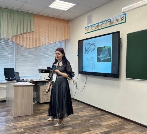 Три педагога представили Мензелинский район в зональном туре конкурса «Учитель года России −2025»