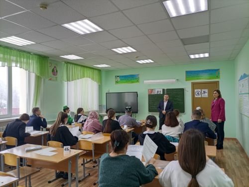 В Мензелинском районе в этом году экзамен по родному (татарскому) языку будут сдавать 47 девятиклассников