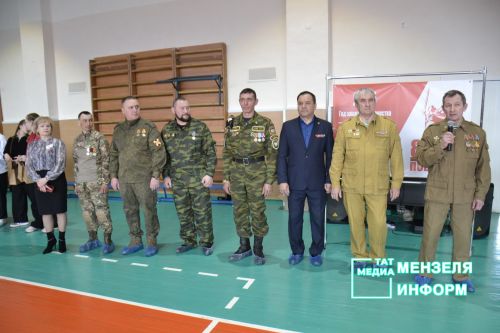 Участники и ветераны боевых действий приняли участие в торжественном открытии Республиканских соревнований по плаванию