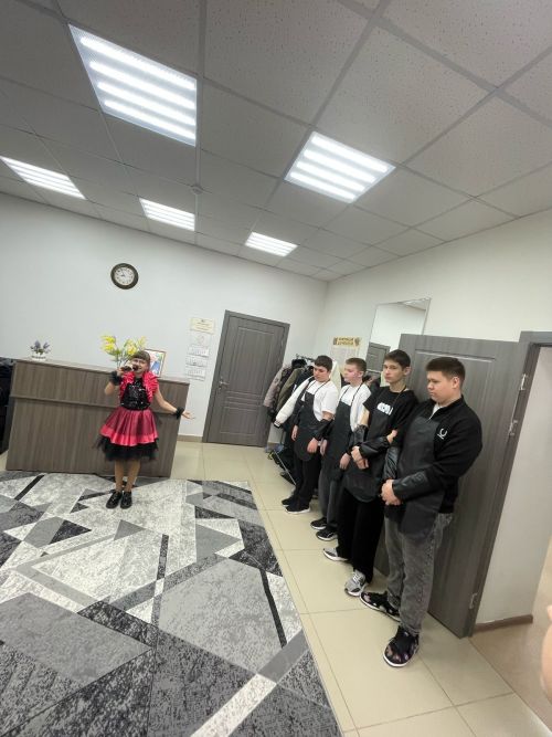 Учащиеся школ Мензелинского района мастерят «Домик мечты»