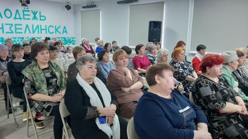 В Молодежном центре «Ялкын» прошло праздничное мероприятие, посвященное 8 марта