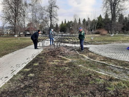 В Мензелинске продолжается экологический двухмесячник