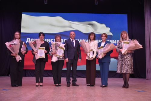 В Мензелинске праздновали День местного самоуправления