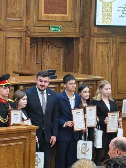 Ученица средней школы № 1 Елизавета Болонина стала победителем Республиканского конкурса