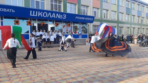 Ученики СОШ № 3 почтили память героев Великой Отечественной войны