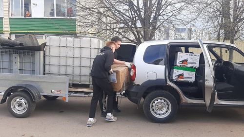 И в тылу не забывают своих бойцов на фронте