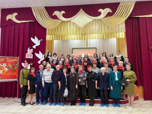 «Долгие вёрсты Победы»: в Мензелинском педколледже почтили память героев войны