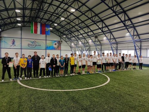 Лучшие футболисты Мензелинска учатся в 1 школе