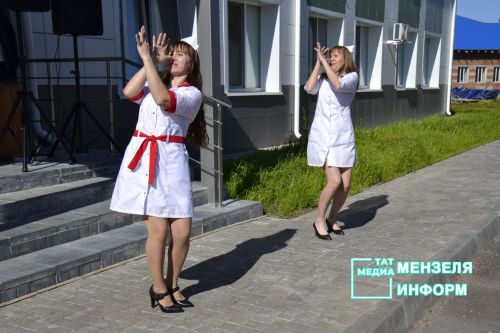 В Мензелинской ЦРБ отметили Международный день медицинской сестры