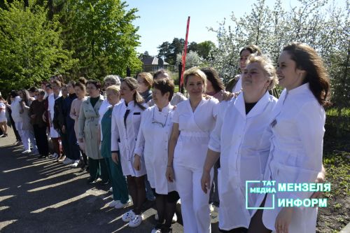 В Мензелинской ЦРБ отметили Международный день медицинской сестры