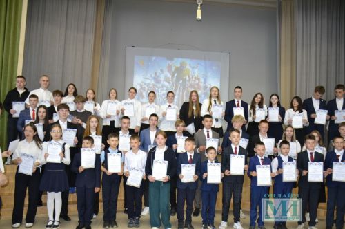В первой школе Мензелинска чествовали звёзд учебного года: олимпиадников, активистов и спортсменов