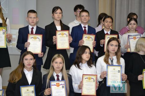 В первой школе Мензелинска чествовали звёзд учебного года: олимпиадников, активистов и спортсменов