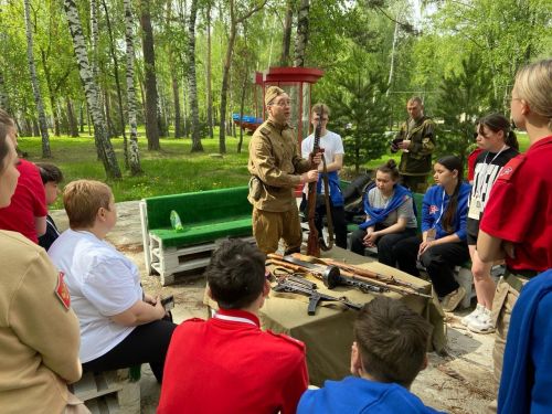 Мензелинские юнармейцы стали участниками республиканского патриотического форума «Быть Героем!»