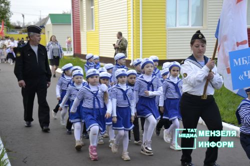 В детском саду «Чишмэ» прошел Парад правнуков Победы