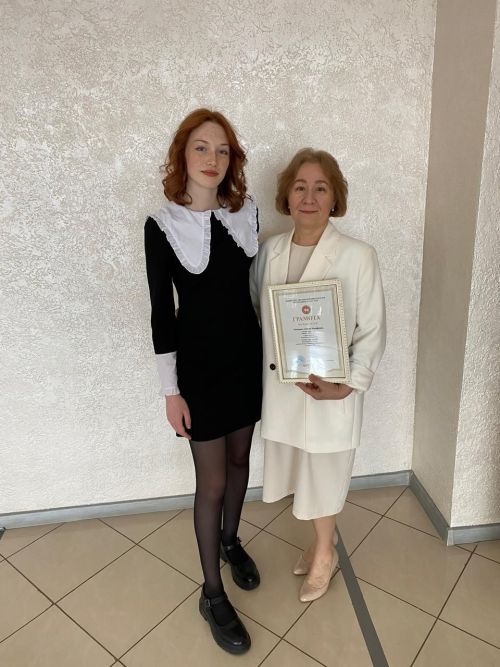 Гордость Мензелинска: Две выпускницы получили 100 баллов на ЕГЭ по литературе