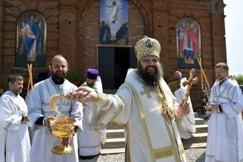 В селе Старое Мазино освящен храм Вознесения Господня