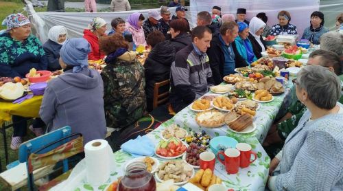 В Именли встретились потомки Миннехана бабая