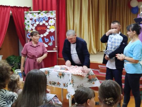 День семьи, любви и верности в Калтаковском сельском клубе