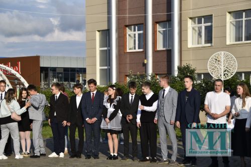 Мензелинские выпускники определились с дальнейшим образованием
