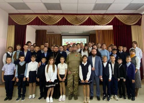 Боец СВО встретился с учениками Мензелинска