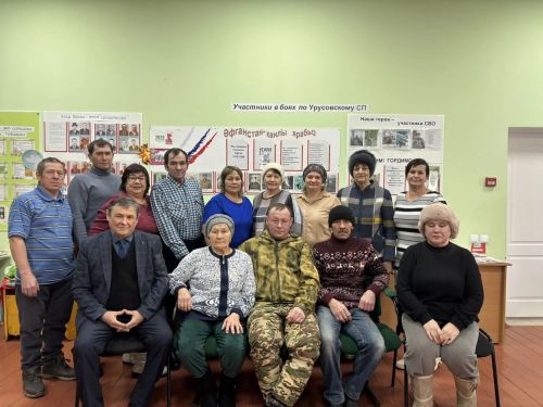Волонтеры и односельчане передали военному из Урусова Мензелинского района посылку на 10 тысяч рублей