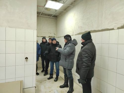 Айдар Салахов ознакомился с ремонтом Мензелинского госветобъединения