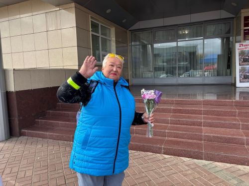 В Мензелинске поздравили старшее поколение и провели акцию по безопасности