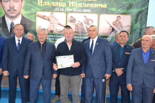 В Мензелинске проходит межрайонный турнир по борье корэш памяти Ильдара Садртдинова