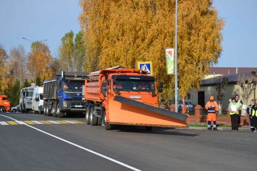 Минзәләдә юл хуҗалыгы хезмәткәрләре көнен тантаналы рәвештә билгеләп үттеләр