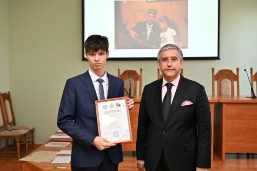 Мензелинский школьник стал победителем фотоконкурса «Я гражданин России»