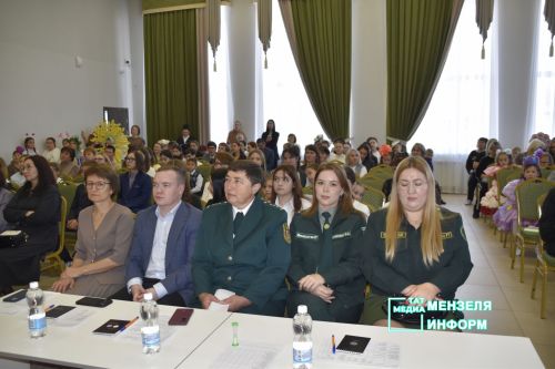 Школьники и педагоги Татарстана представили экологические проекты в Мензелинске