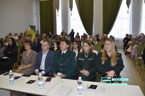 Школьники и педагоги Татарстана представили экологические проекты в Мензелинске