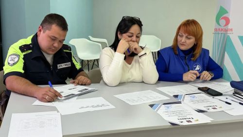 В Мензелинске студенты проверили знания ПДД на конкурсе «Автосессия — 2026»