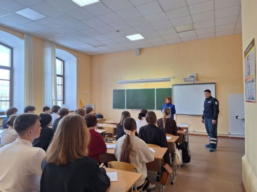Важные рекомендации по безопасности дорожного движения для мензелинской молодежи