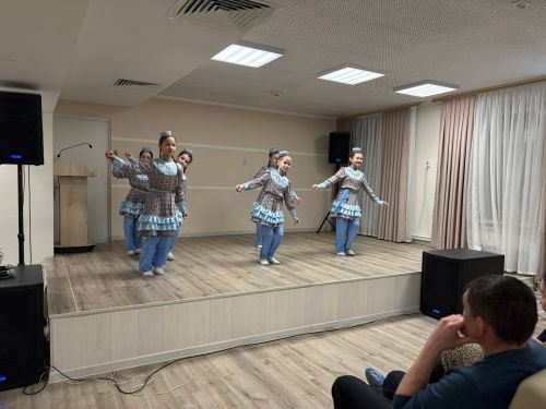 Праздничный концерт прошел в школе искусств к Дню защитника Отечества