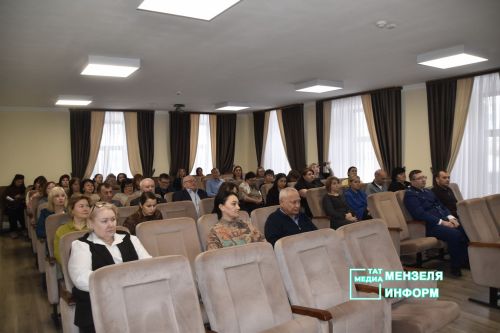 В Мензелинске обсудили вопросы безопасности и профилактики правонарушений среди подростков