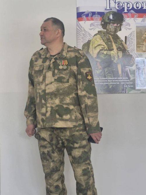 В Коноваловской школе Мензелинского района  открыли  «Парту героев»