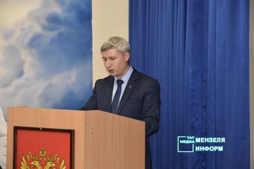 Жители поселка Изыскателей задали главе Мензелинского района наболевшие вопросы