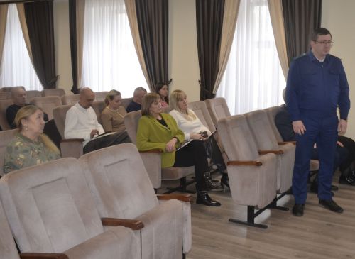На заседании комиссии в Мензелинском районе напомнили, что былые заслуги не защитят от ответственности за проявление коррупции