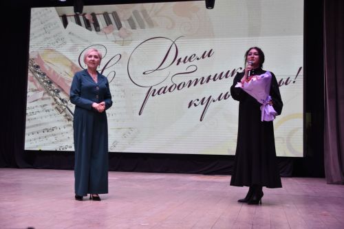 Минзәләдә мәдәният хезмәткәрләре көнен билгеләп үттеләр