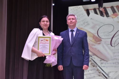 Минзәләдә мәдәният хезмәткәрләре көнен билгеләп үттеләр
