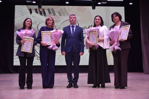 Минзәләдә мәдәният хезмәткәрләре көнен билгеләп үттеләр