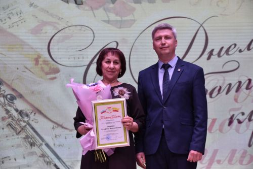 Минзәләдә мәдәният хезмәткәрләре көнен билгеләп үттеләр