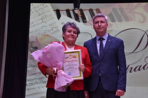 Минзәләдә мәдәният хезмәткәрләре көнен билгеләп үттеләр