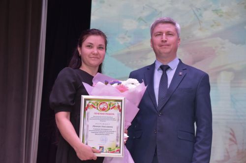Минзәләдә мәдәният хезмәткәрләре көнен билгеләп үттеләр