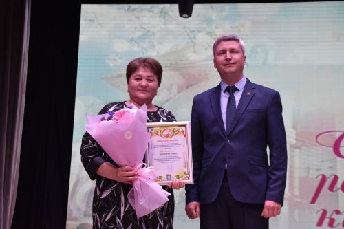 Минзәләдә мәдәният хезмәткәрләре көнен билгеләп үттеләр